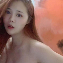 丰满苗条大啵小妹